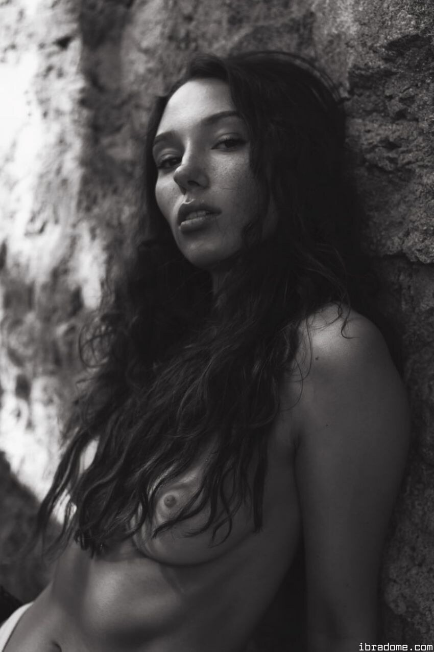 Victoria Lynn Myers Photo #15