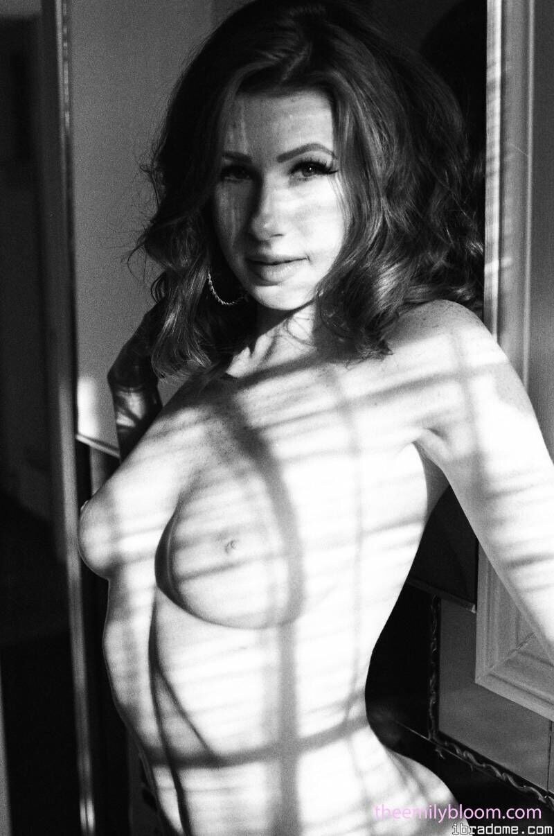 Abigale Mandler Photo #379