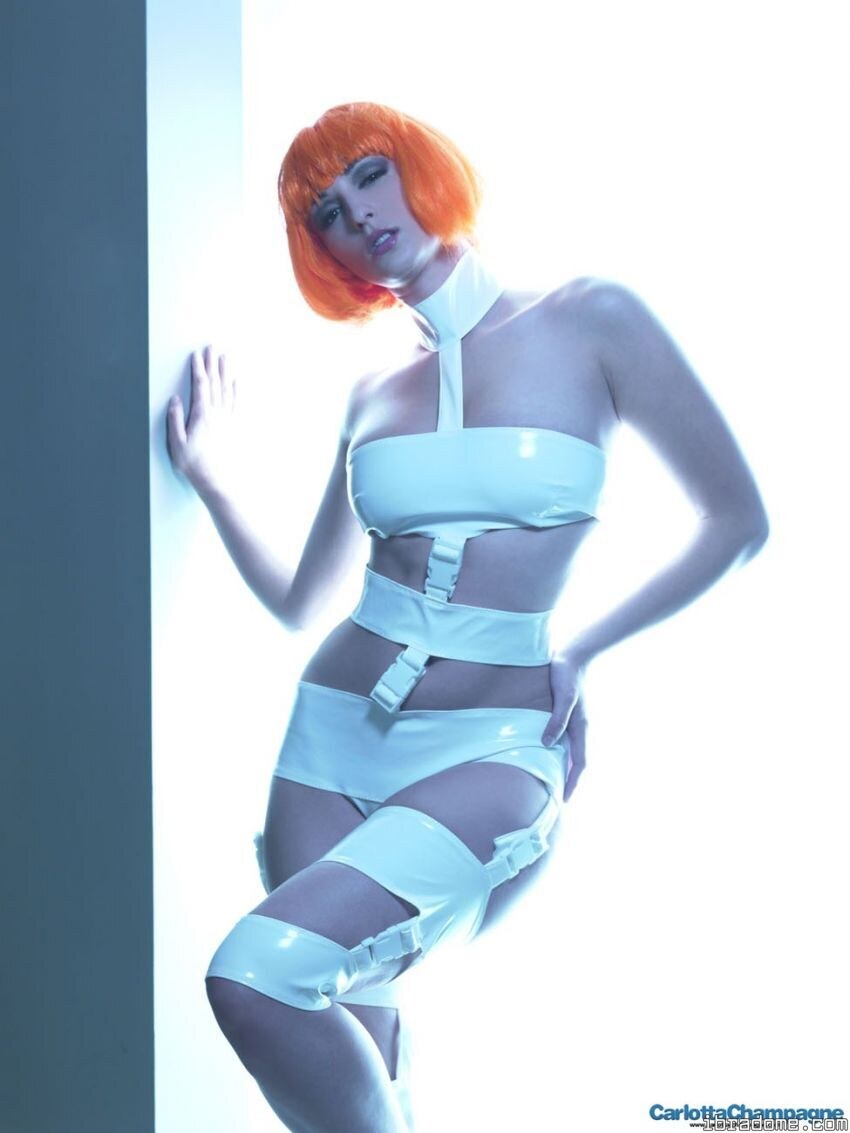 Carlotta Champagne Photo #2