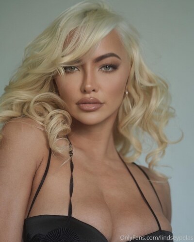 Lindsey Pelas Photo #343