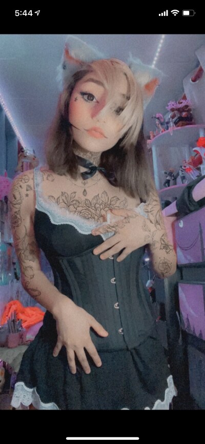 Pictures Iii Photo #95