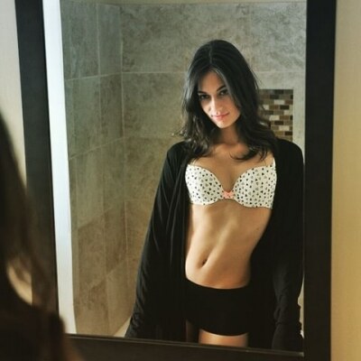 Kara Corvus Photo #14