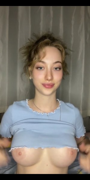 Luna Bognya Photo #11