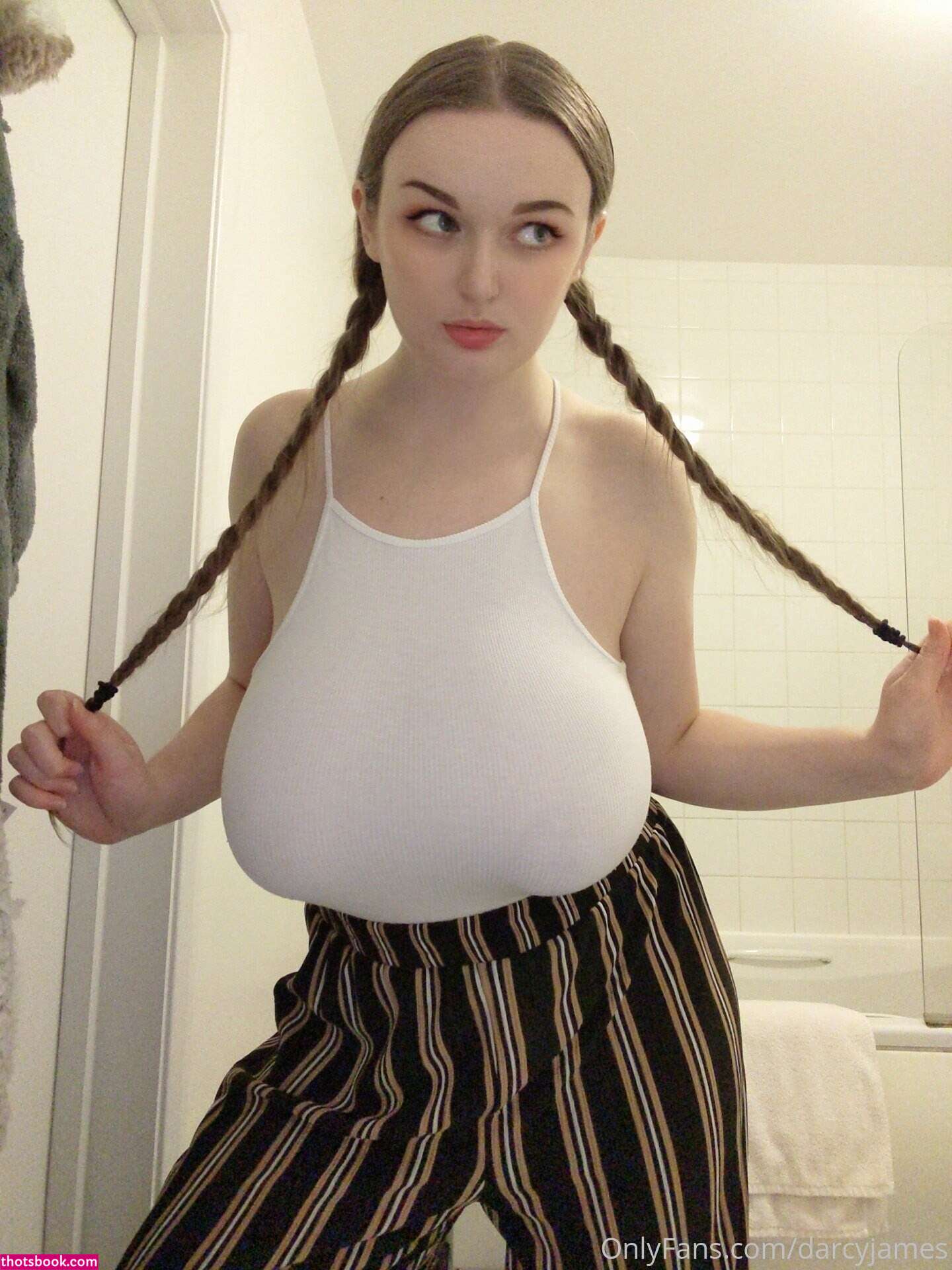 Darcyjames Photo #62
