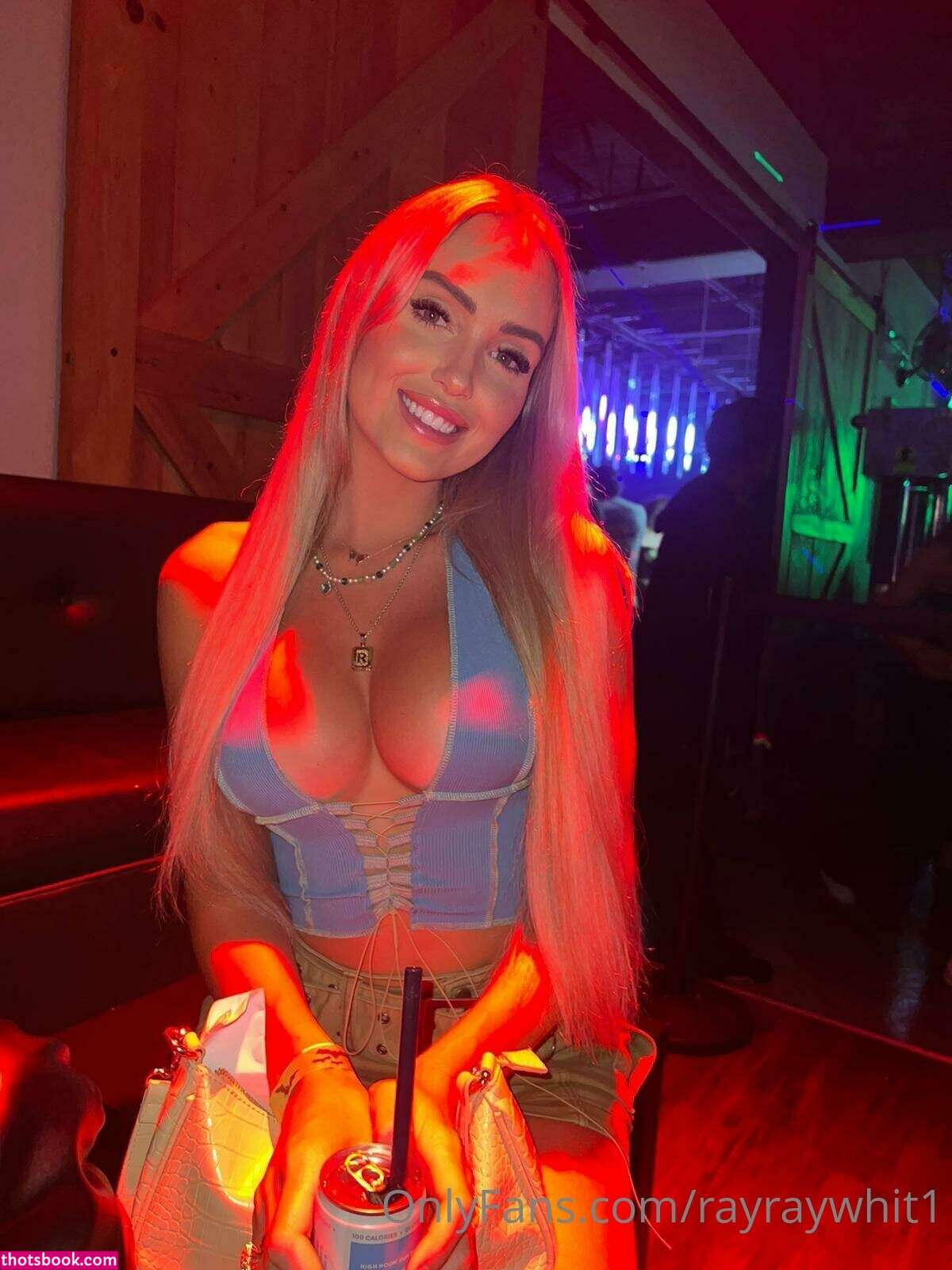 Rayraywhit Photo #53