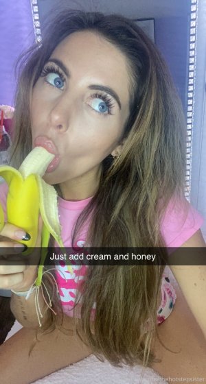 Theodora Day Photo #2