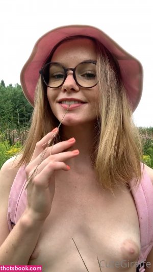 Cutegiraffe Video #139