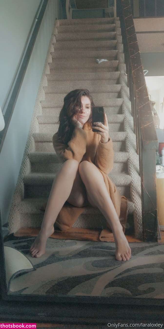 Laraloxley Photo #24