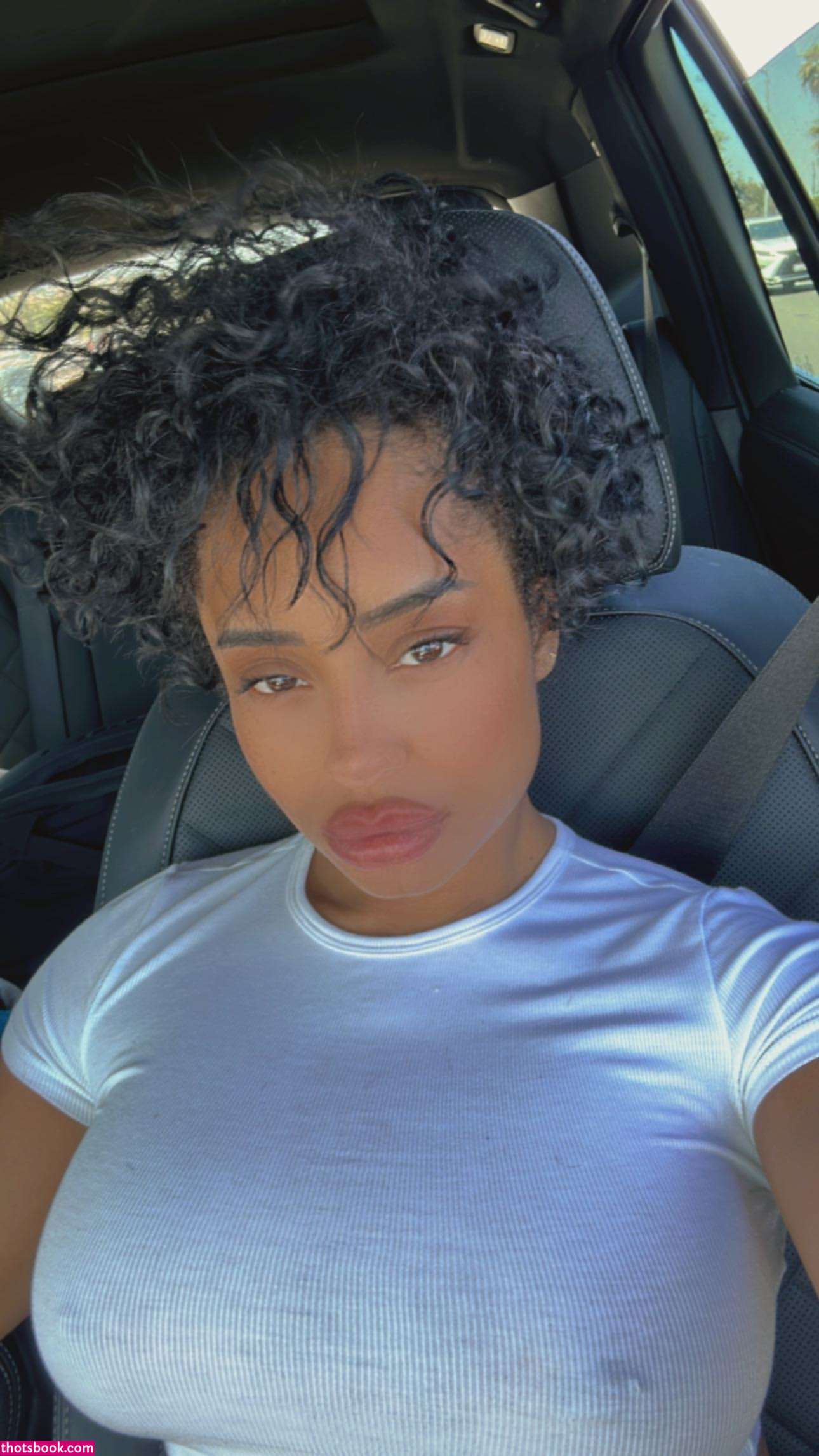 Qimmah Russo Photo #16