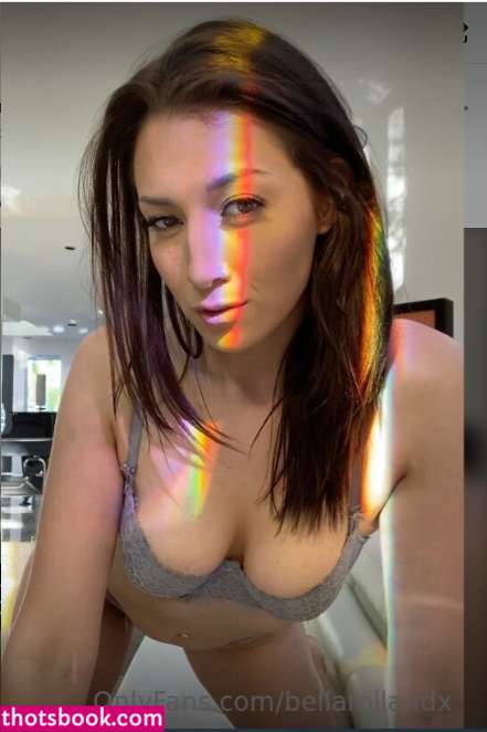 Bella Rolland Photo #23