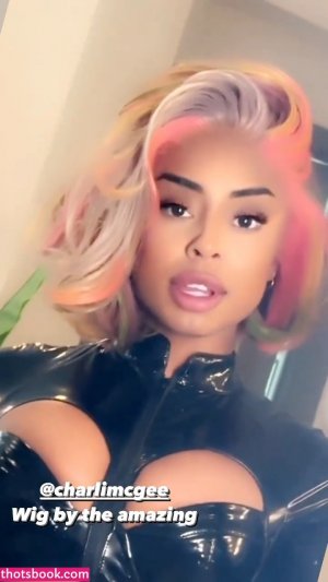 Qimmah Russo Post #12