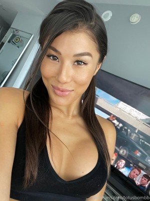 Lotus Bomb Photo #201