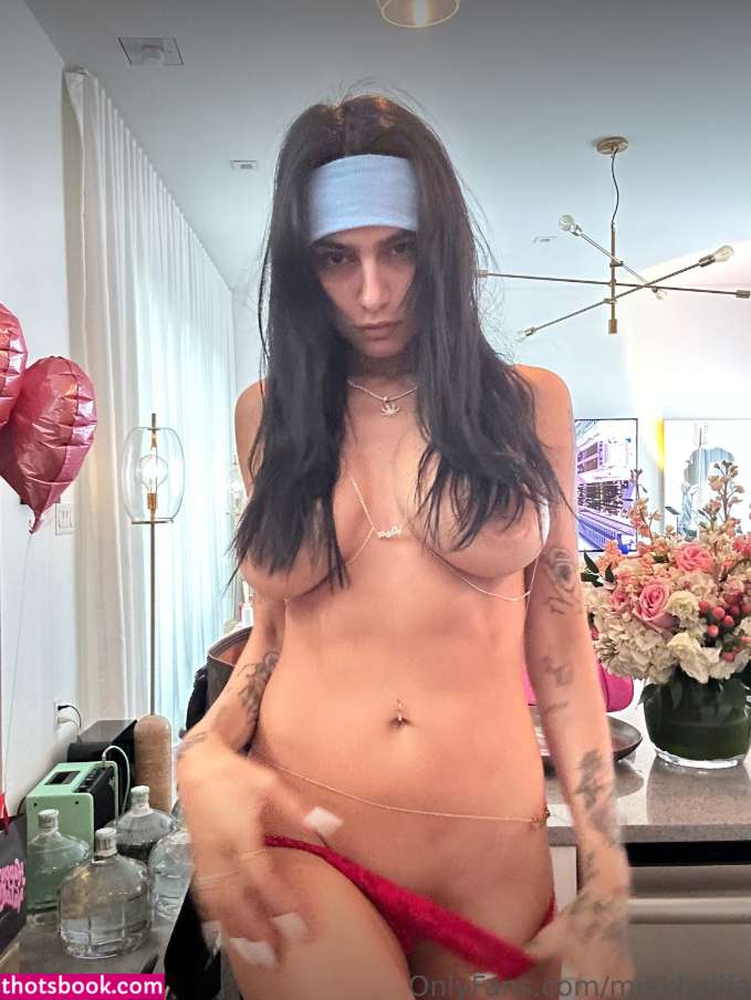 Mia Khalifa Photo #701