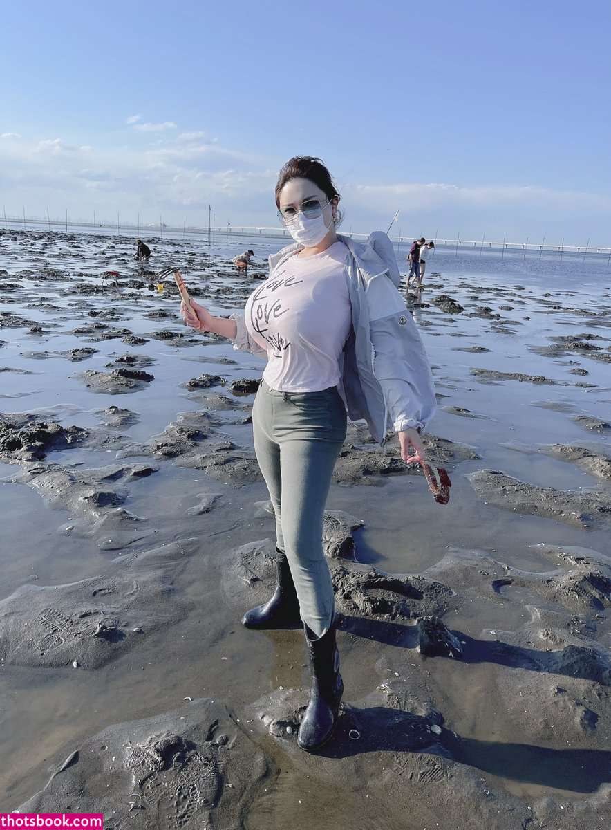 Anri Okita Photo #474