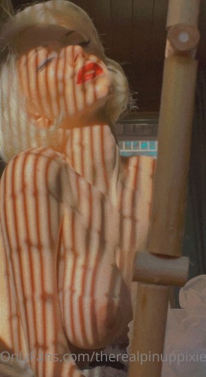 Pinuppixie Photo #281