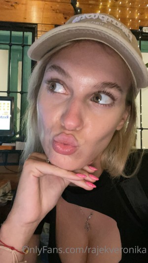 Veronika Rajek Photo #224