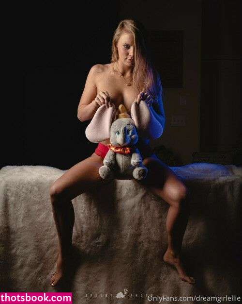 Elise Laurenne Photo #279