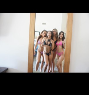 Krischelle Delgado Photo #21