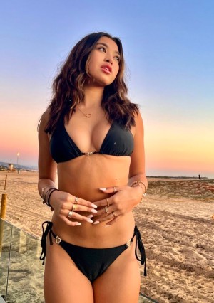 Krischelle Delgado Photo #32