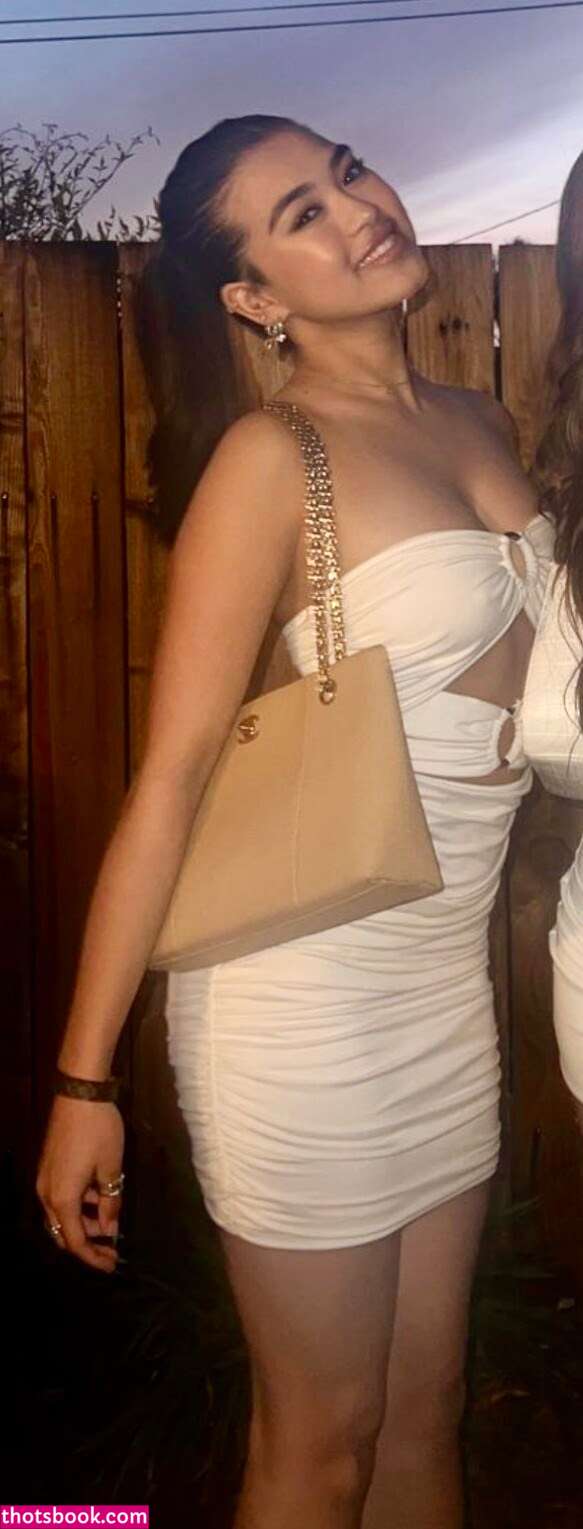 Krischelle Delgado Photo #44