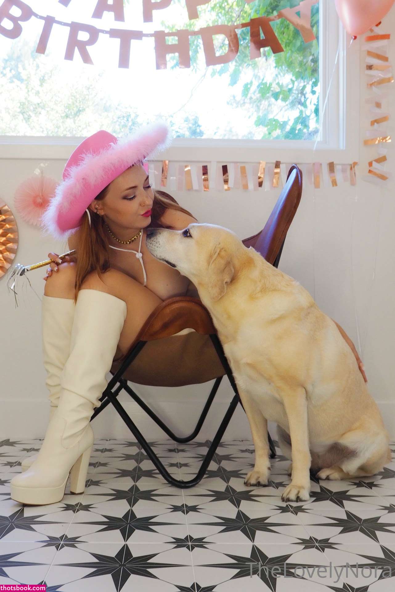 Nora Rivers Photo #483