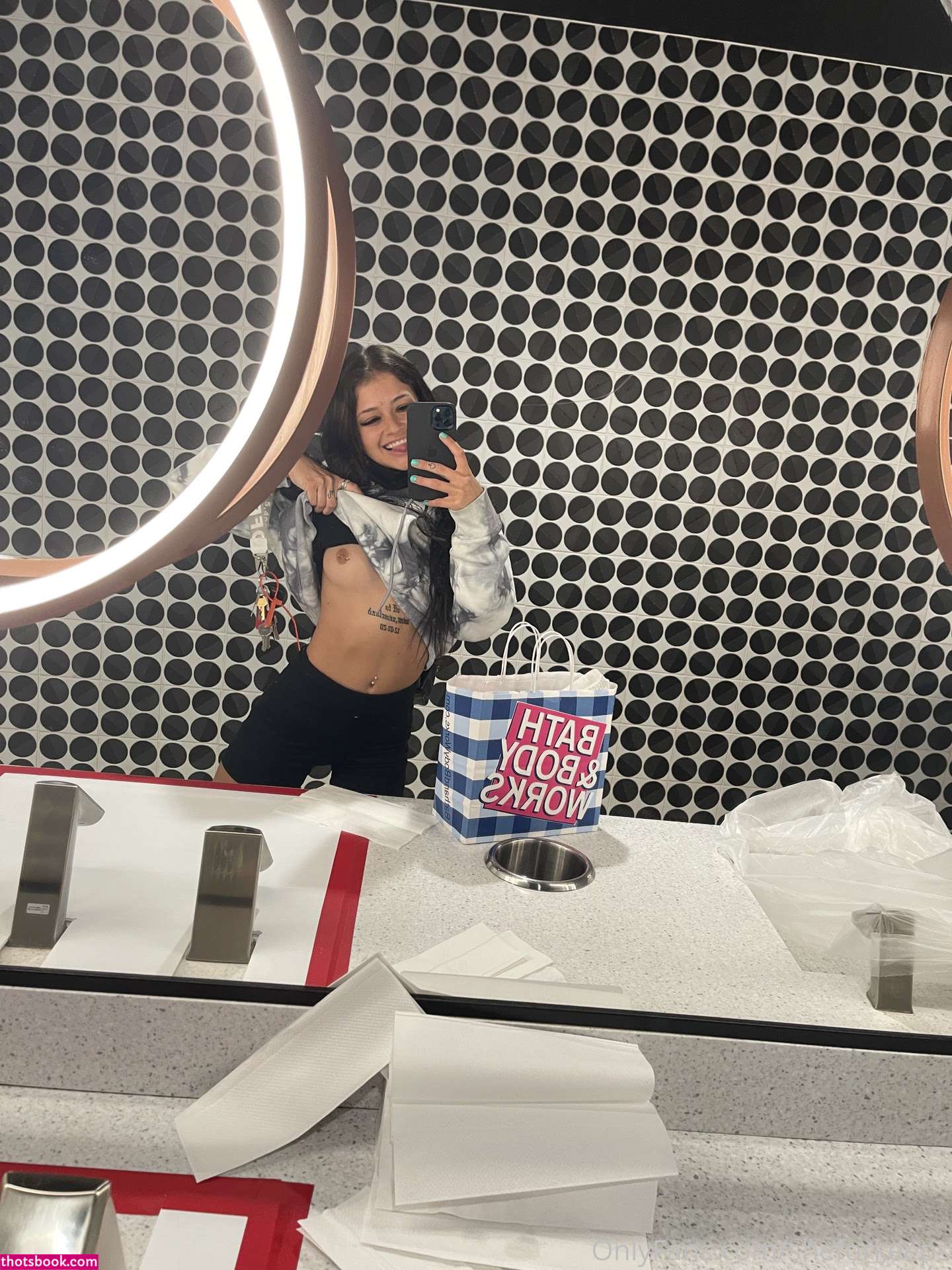 Sheforkeeps Photo #208