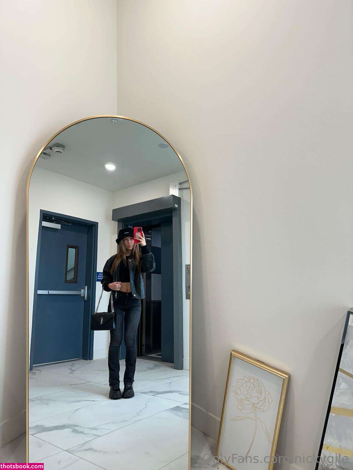 Nicky Gile Photo #254