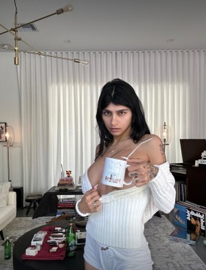 Mia Khalifa Photo #721
