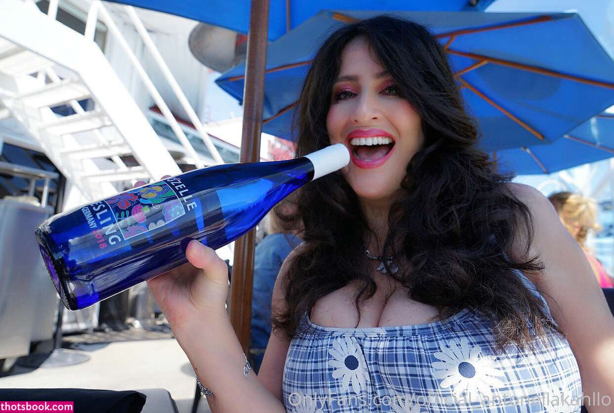 Antonella Kahllo Photo #19