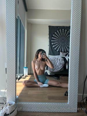 hawaiiancheerleaderxx Photo #13