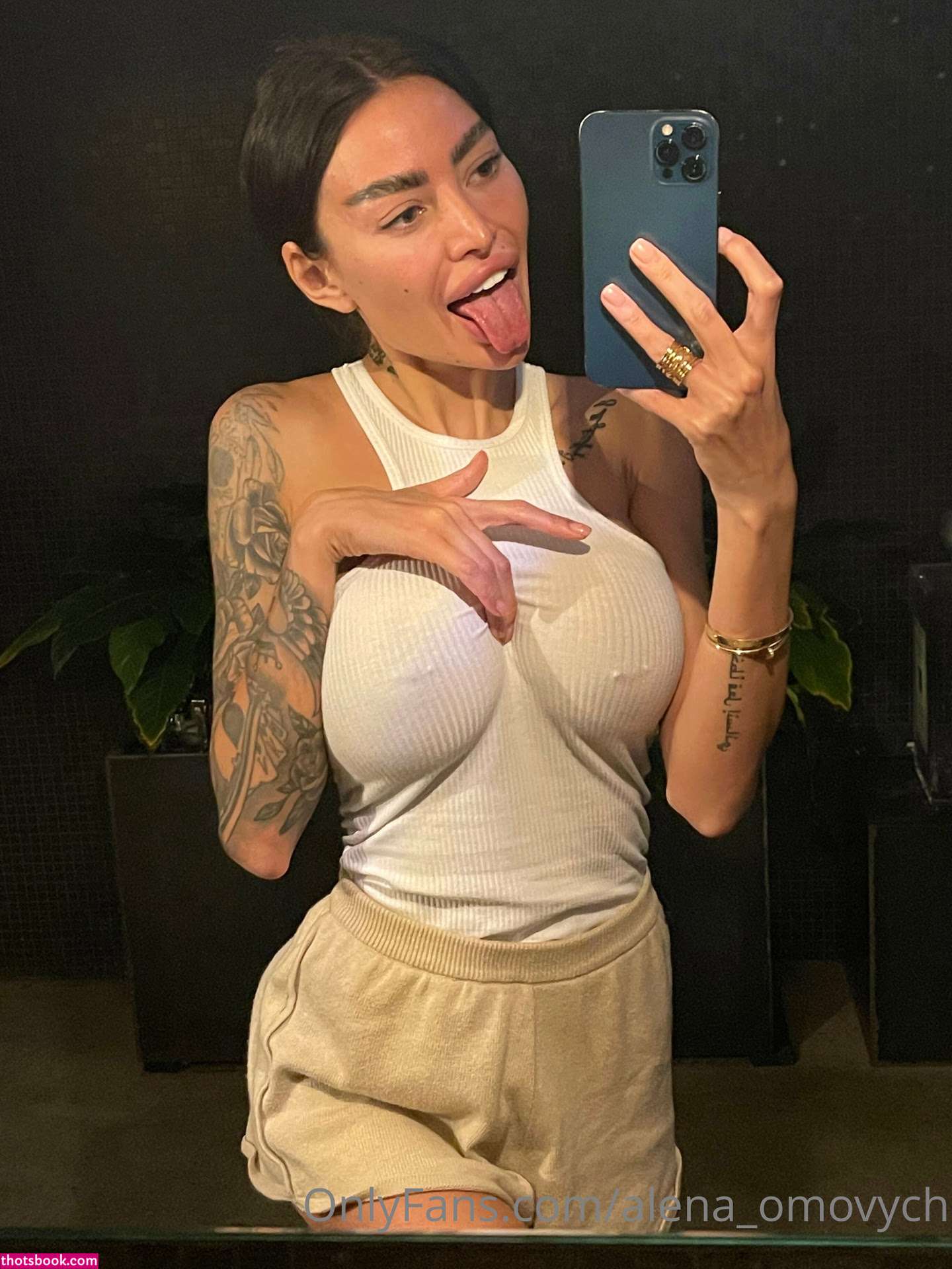 Alena Omovych Photo #118