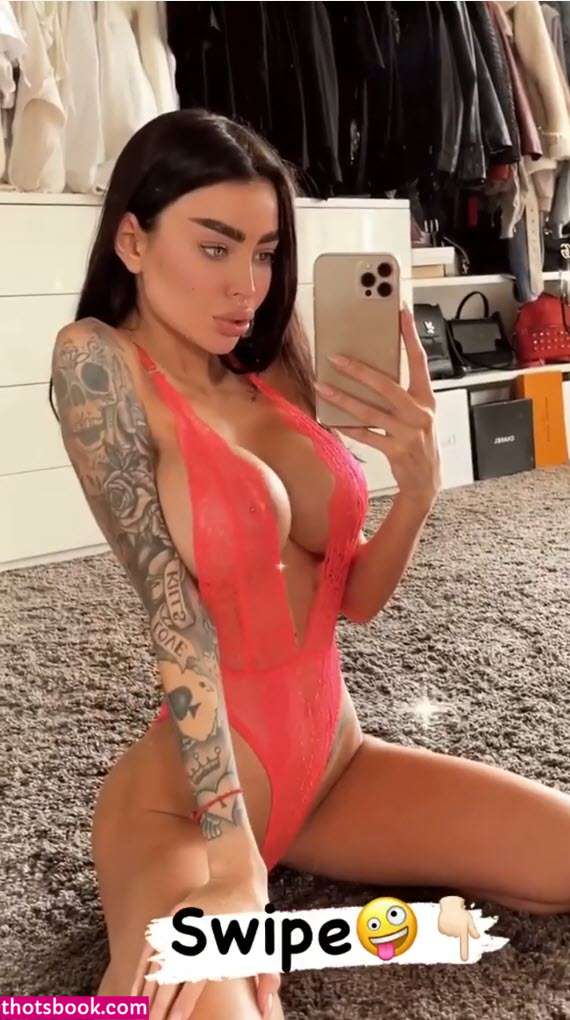 Alena Omovych Photo #273