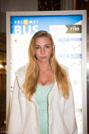 Kendra Sunderland Photo #285