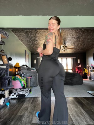 queenegirl27 Photo #180