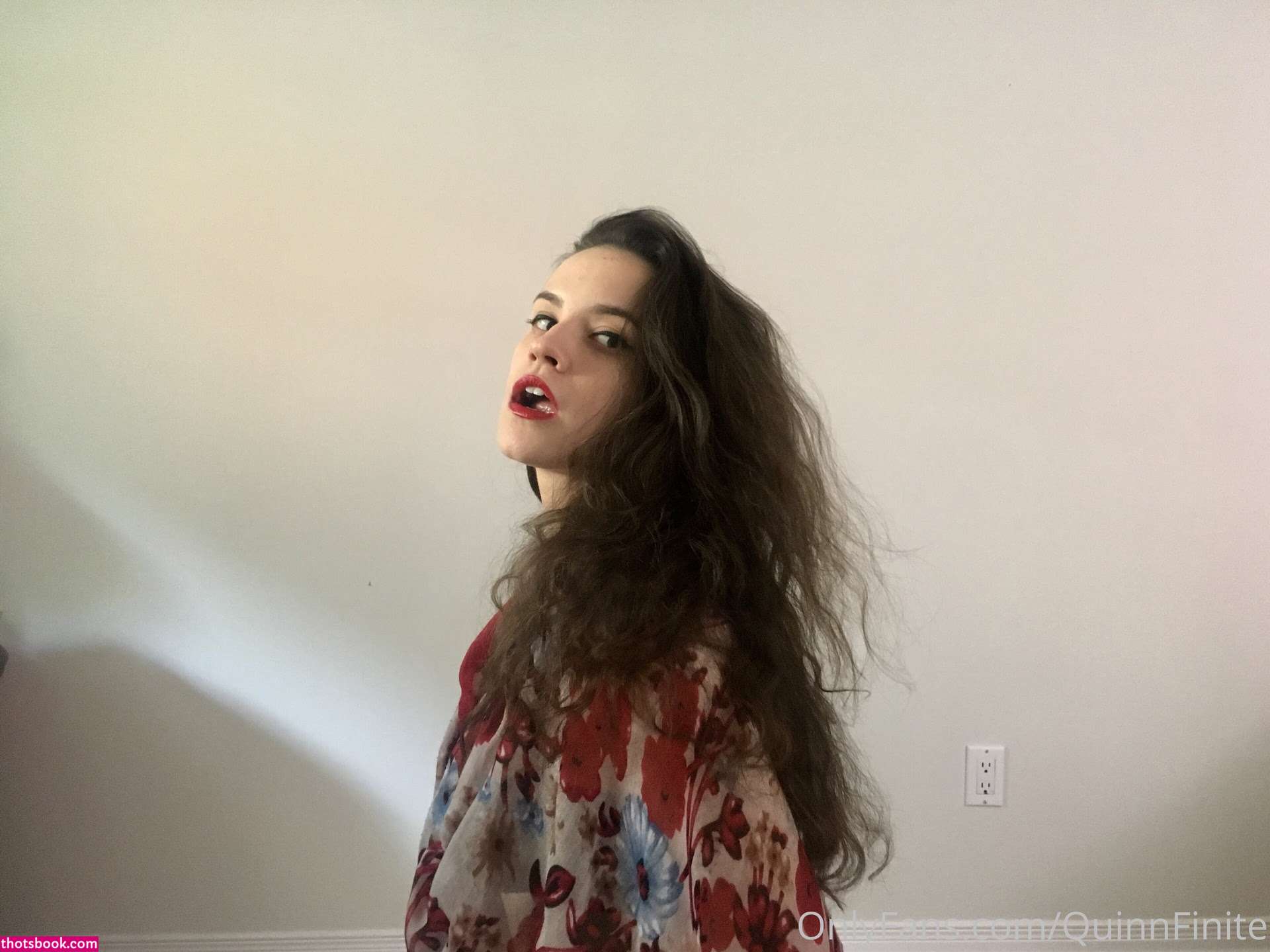 Quinn Finite Photo #81