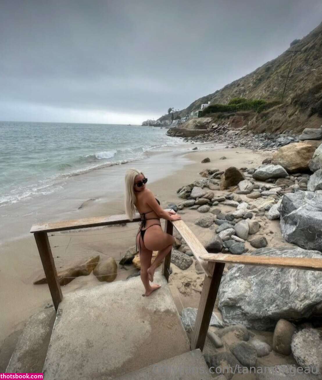 Tana Mongeau Photo #279