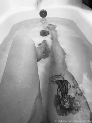 Elise Laurenne Photo #347