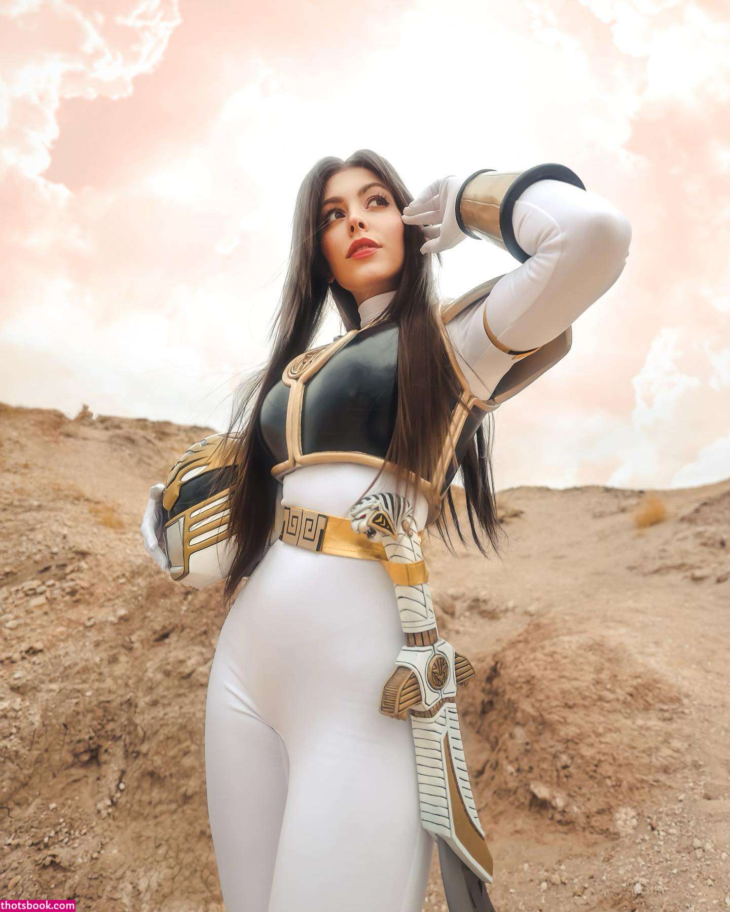 Nadyasonika Photo #5