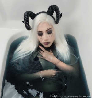 Stormystormborn Post #6