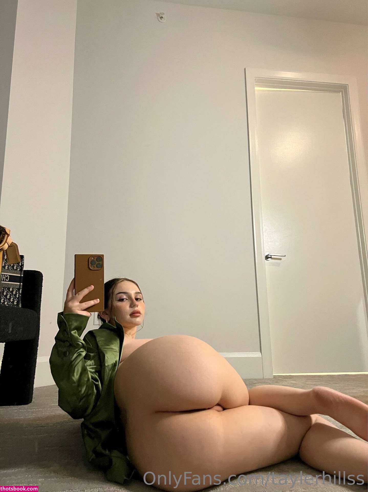 Tayler Hills Photo #381