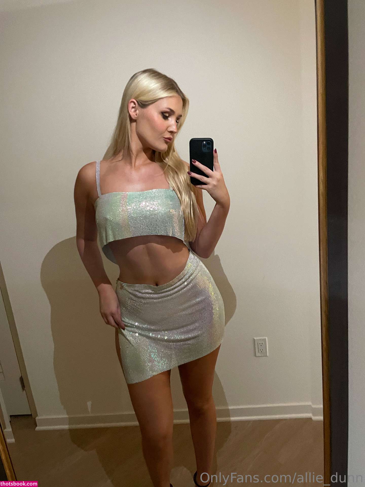 Allie Dunn Photo #313