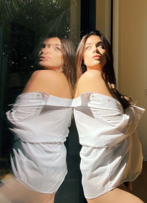 Lauren Summer Photo #47