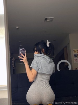 Butterywaterboi Photo #151