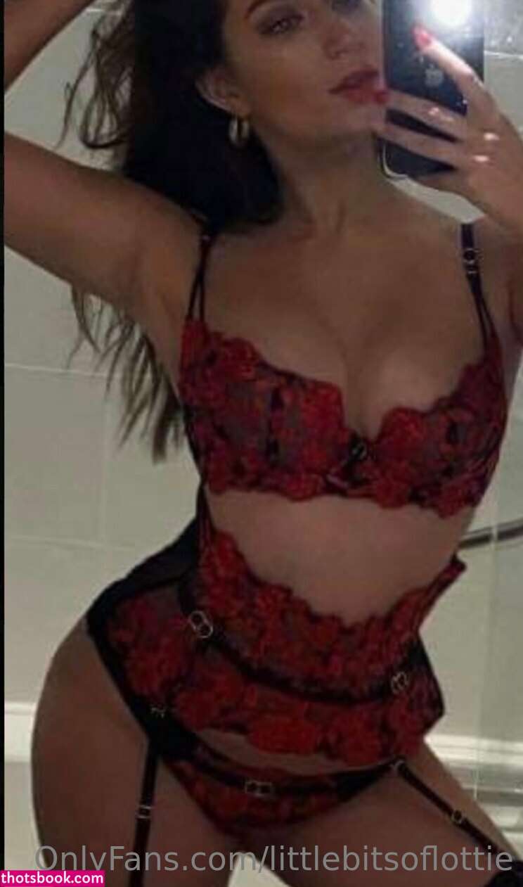 Charlotte Lion Photo #24