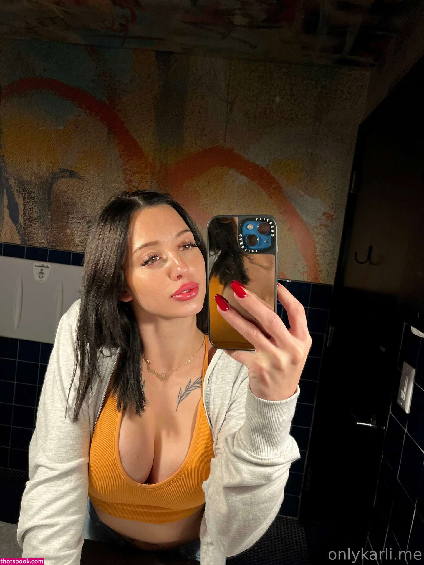 Karli Mergenthaler Photo #108