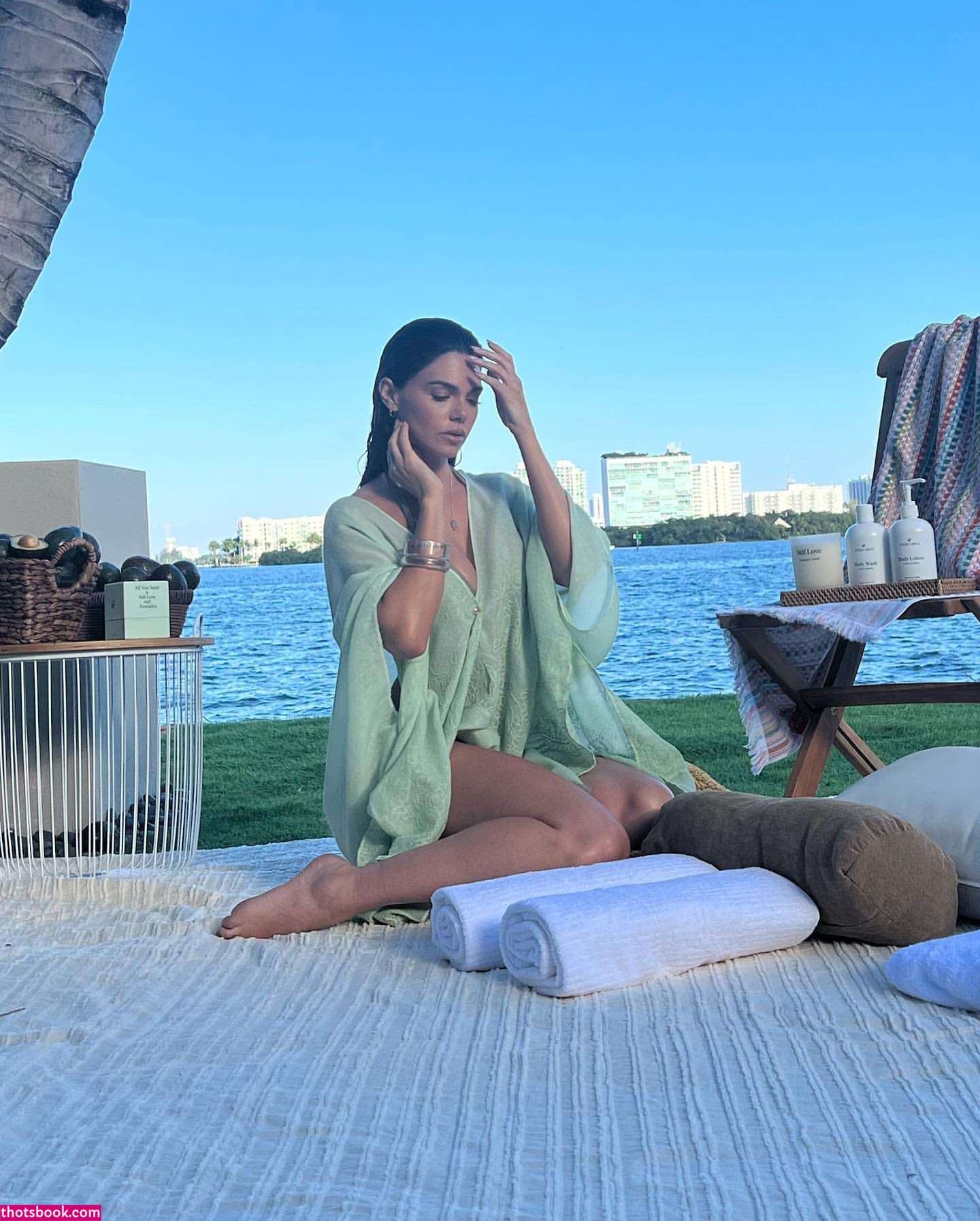 Livia Brito Photo #13