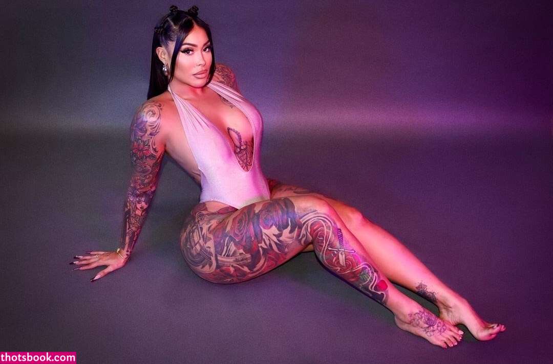 Tattedupholly Photo #20