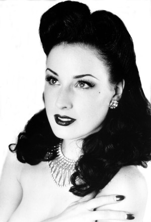 Dita Von Teese Photo #112