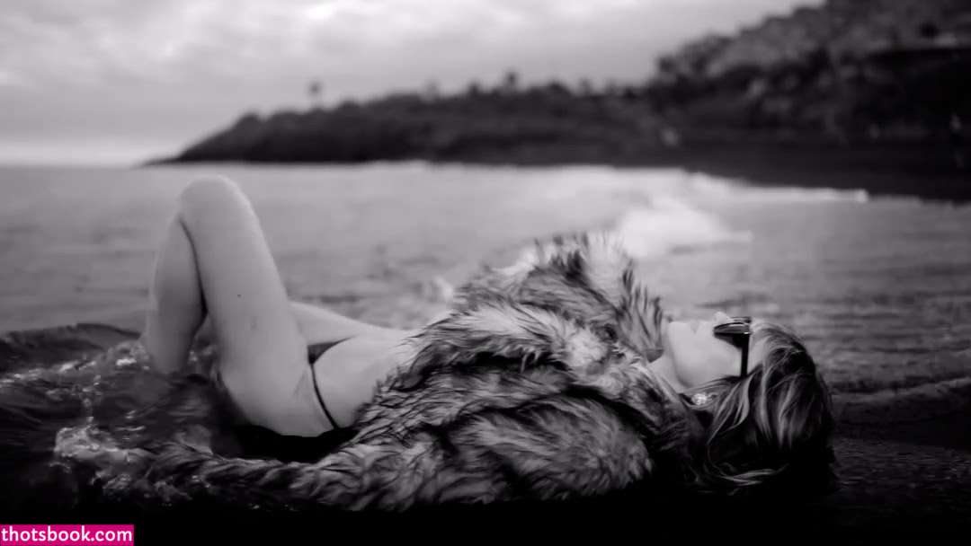 Heidi Klum Photo #65