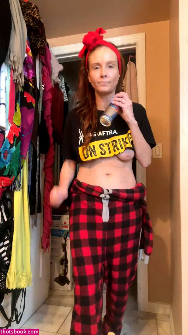 Phoebe Price Photo #195